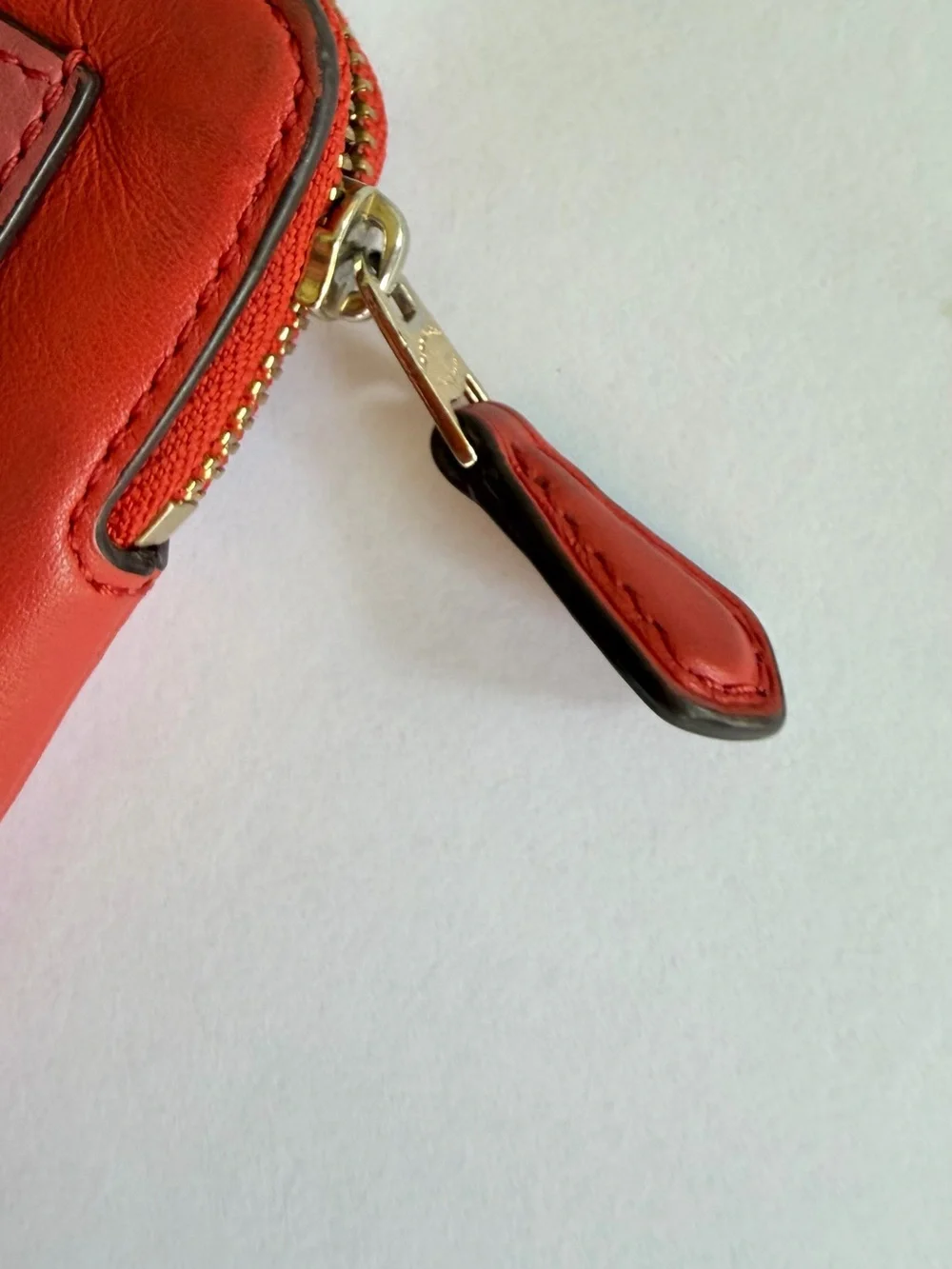 Coach  orange Leather Wristlet Card Case